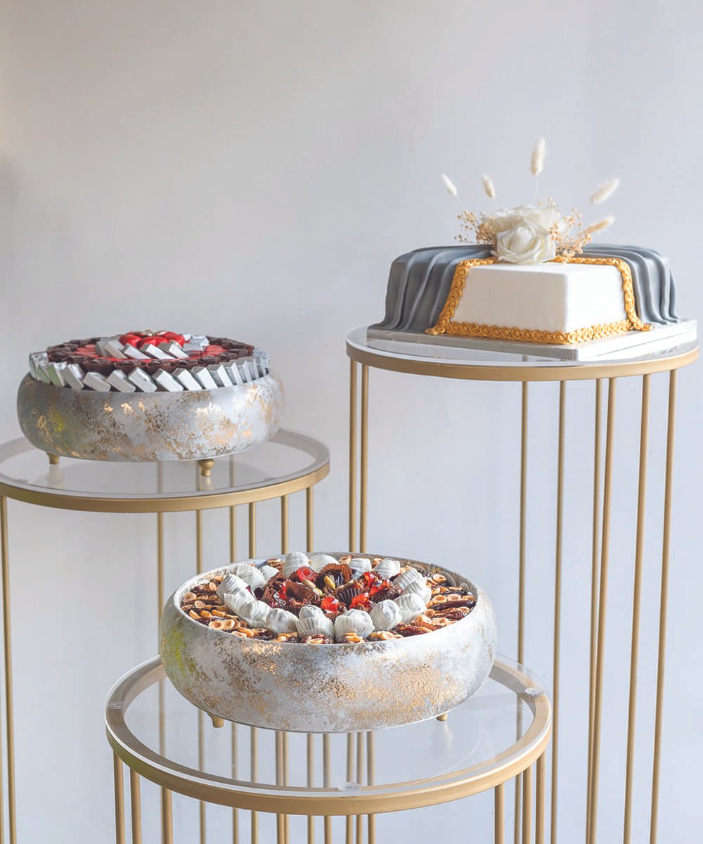 Trio (Cake Design 15-20 Personnes) + Tbak Dattes fourrées + Tbak Chocolat